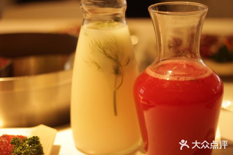 重庆刘一手(巴黎一店)西瓜汁和梅子清酒图片