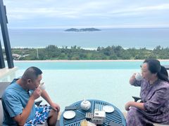 -瑰丽酒店·海吧·天际下午茶·现场DJ·天台酒吧