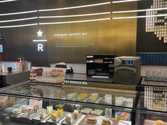大堂-星巴克臻选(上海虹桥新天地三店)