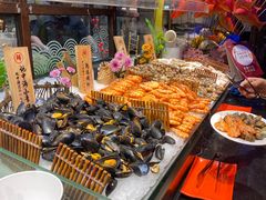 -四海一家自助餐(益田假日广场店)