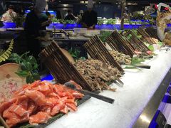 自助取餐区-V-ONE西雅图海鲜自助餐厅(仓山万达广场店)