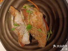 -杏荟旋转餐厅(广州爱群店)
