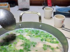 -丁里羊肉小镇(天鹅湖总店)