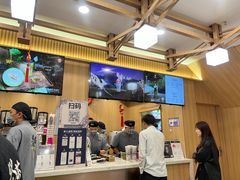 -霸王茶姬(南强街店)