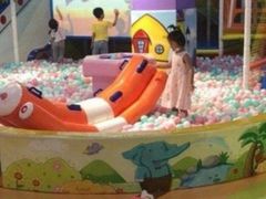-星舰梦航(广百广场荔胜店)