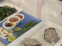 -光海鲜鱼翅餐厅(叻差拉披色路店)