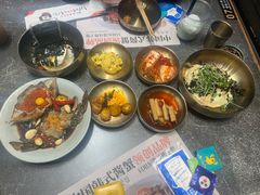 -草家酱蟹炭火烤肉店(珲春南路二店)