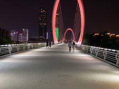 -南京眼步行桥