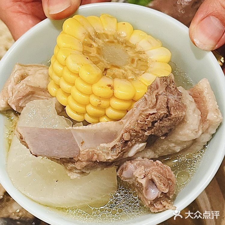 冬令进补吃什么?那肯定少不了羊肉锅