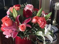 -沪花拾者(好再来花卉鲜花店)