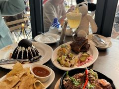 -Chili's Cafe&Bar奇利斯(滨江店)