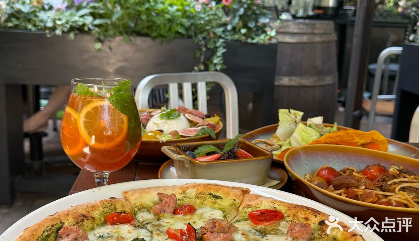 华贸！这才是北京春天该有的样子…