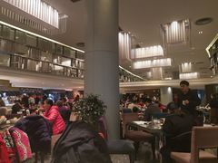 -上海滴水湖皇冠假日酒店