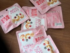 -来伊份(闻喜路三店)