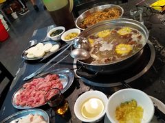 -牛一煲美食(江高店)