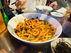 -富正毅三下锅·湘西韵味(天门山索道店)