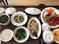 -乐禧母婴全自营月嫂(宝山店)