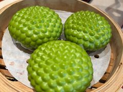 菠菜汁流沙包-丰圆轩粤式茶楼(大宁国际商业广场店)