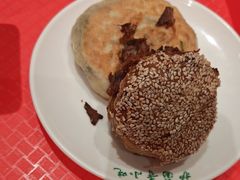 -护国寺小吃店(红莲南路店)