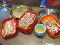 -猪啊牛呀羊啊铜盘烤肉(正大广场店)
