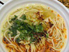 -萍姨抻面馆·鸡架冒菜(清湖店)