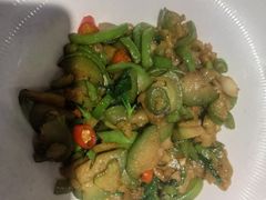 -围龙屋客家食府(福田店)