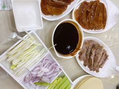 -大鸭梨烤鸭店(金顶街店)