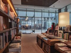-茑屋书店(天目里店)