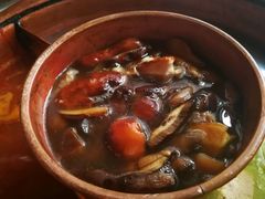 菌王奇香锅-滇釜火锅·能喝汤的火锅(车公庄店)