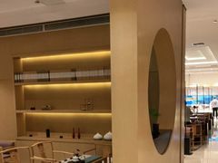 -鱼鲜饭香·招牌汽锅剁椒鱼头王