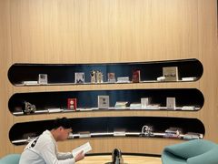 -涨巢·潮玩水疗局