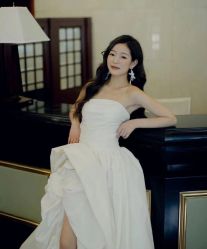 -纯色时光婚纱艺术馆WHITE