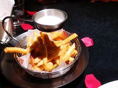 黑松露薯条-wann lounge 低温慢煮牛排·清吧