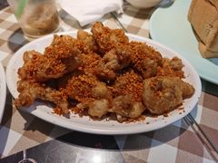 w招牌椒盐牛蛙-新大咀港式茶餐厅(宝山万达店)