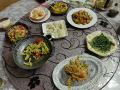 -天天向上素食餐厅(五台山店)