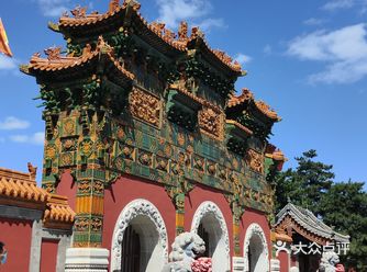 大大小小的寺院中法华寺并不是太出名，但还挺值得看的