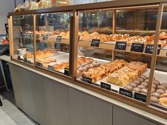 -Dough&Joe团憩(瑞虹天地月亮湾店)