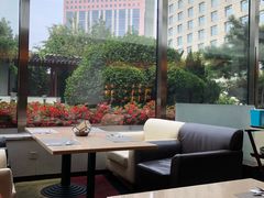 -亮马河饭店翠雅咖啡厅