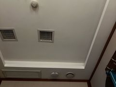 -颐而康·按摩·艾灸·足疗(南岸晶都店)