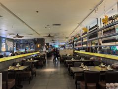 -大头虾越式风味餐厅(光明广场店)