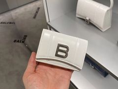 -BALENCIAGA(德基广场店)