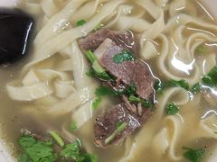 -十二忠手拉面(中华路店)