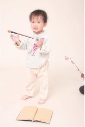 -可爱多国际儿童摄影会馆(龙泉店)