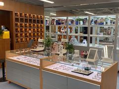 -无奔眼镜·蔡司·依视路授权店(马家堡店)