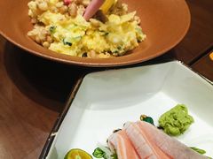 -8PINTS八品脱·日料·烧鸟·精酿小酒馆(莘庄店)