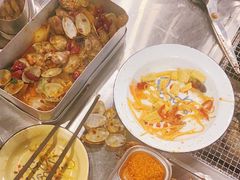 -马路牙子烧烤音乐酒馆(望京店)