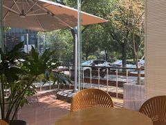 -爱樂咖啡(青年体育公园店)
