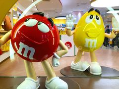 -m豆巧克力世界(上海世茂广场店)