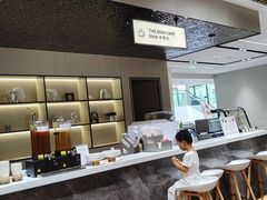 -上德宝骏宝马5S店