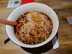 -麻婆婆白家肥肠粉(海岸城店)